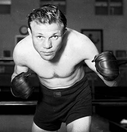 17 августа 1938: Армстронг против Эмберс I