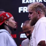 Paul-Davis бой отменен после иска против Davis.